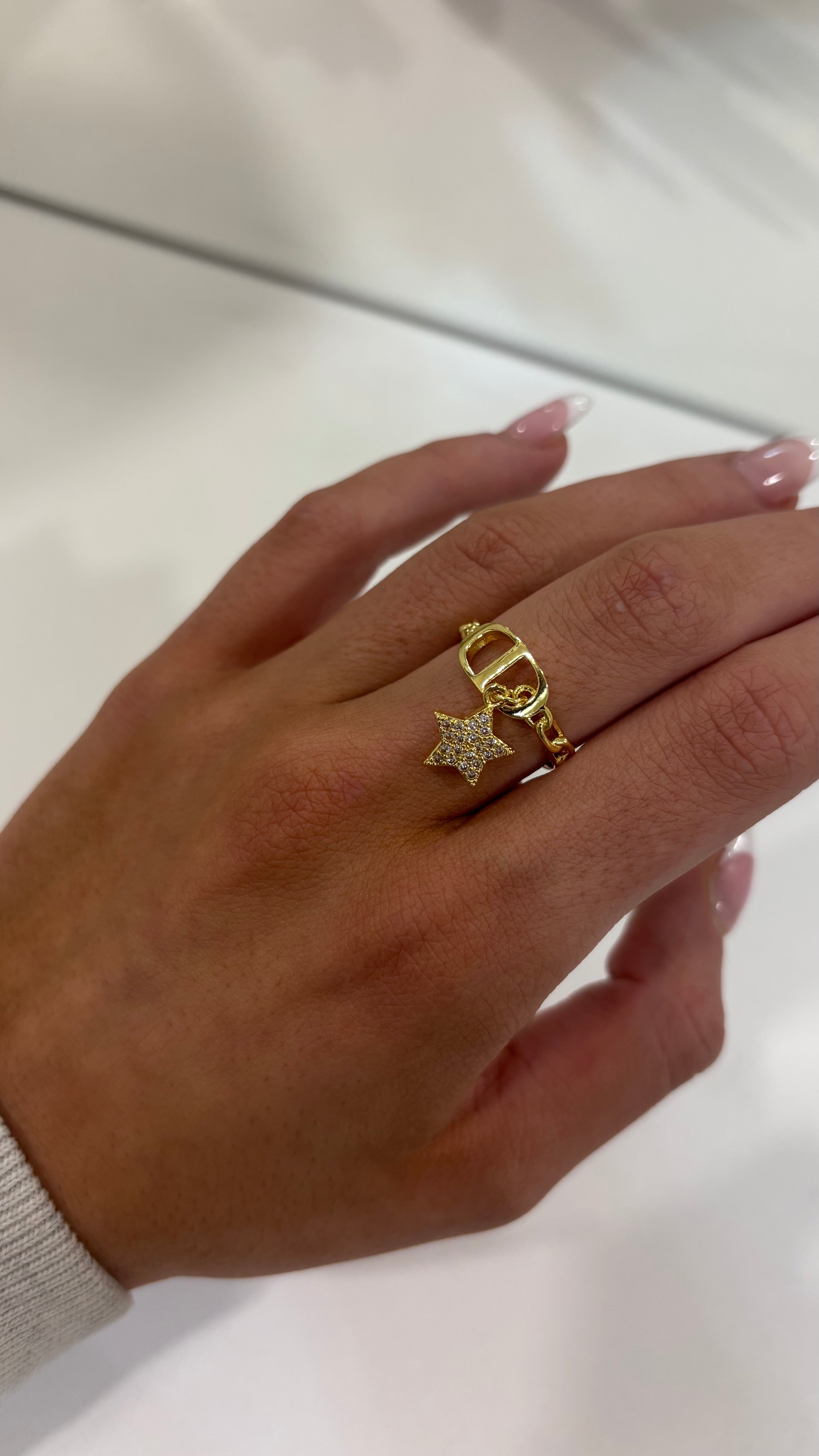Gold Signature Star Ring